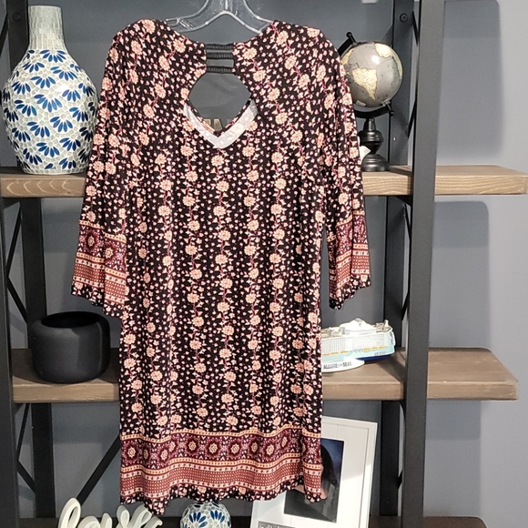 Skies are blue floral pattern mini dress - medium - Picture 3 of 3